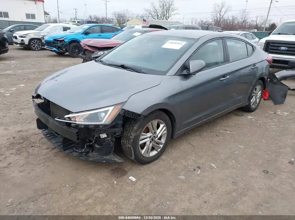 5NPD84LF4KH475383 2019 HYUNDAI ELANTRA - Image 2