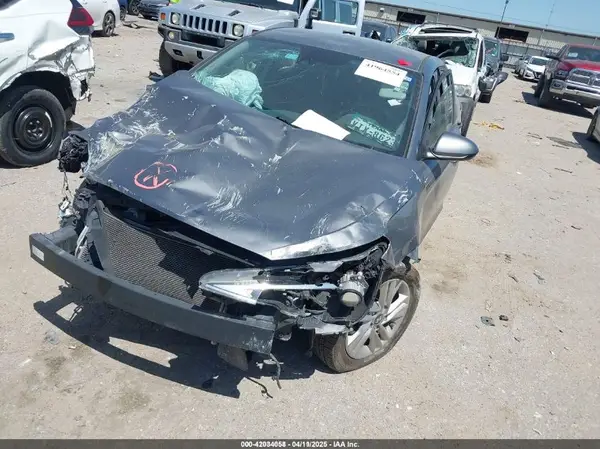 5NPD84LF4KH476565 2019 HYUNDAI ELANTRA - Image 2