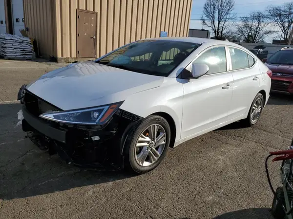5NPD84LF4KH477215 2019 HYUNDAI ELANTRA - Image 1