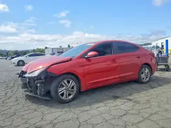 5NPD84LF4KH480115 2019 HYUNDAI ELANTRA