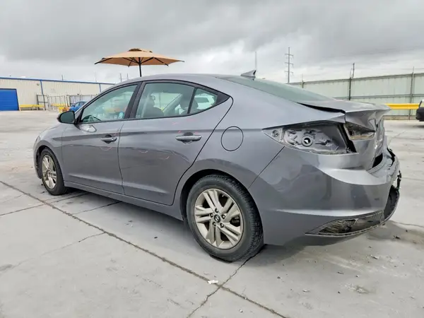 5NPD84LF4KH480549 2019 HYUNDAI ELANTRA - Image 2