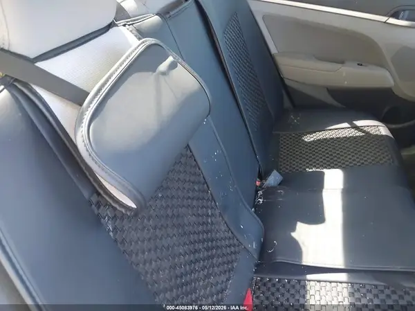 5NPD84LF4KH480647 2019 HYUNDAI ELANTRA - Image 8