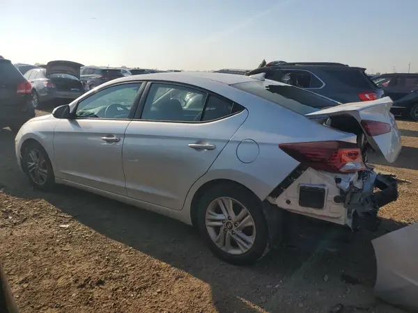 5NPD84LF4KH480776 2019 HYUNDAI ELANTRA - Image 2