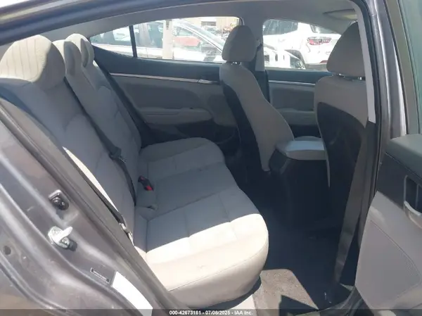 5NPD84LF4KH481832 2019 HYUNDAI ELANTRA - Image 8