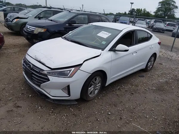 5NPD84LF4KH481877 2019 HYUNDAI ELANTRA - Image 2