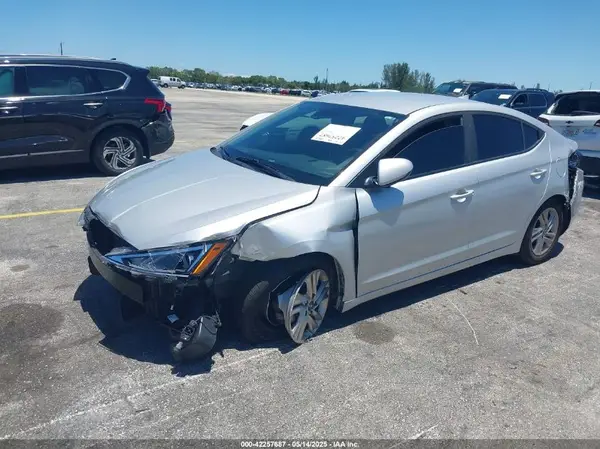 5NPD84LF4KH487064 2019 HYUNDAI ELANTRA - Image 2