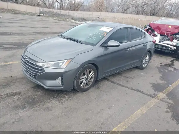 5NPD84LF4KH487145 2019 HYUNDAI ELANTRA - Image 2