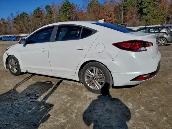 5NPD84LF4KH490000 2019 HYUNDAI ELANTRA - Image 2