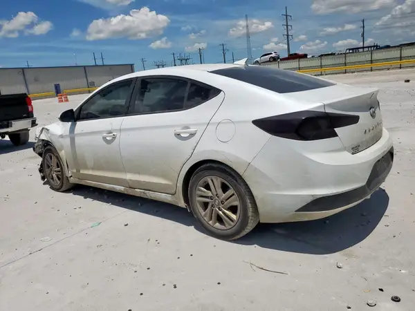 5NPD84LF4KH492412 2019 HYUNDAI ELANTRA - Image 2