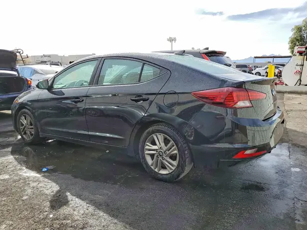 5NPD84LF4KH495004 2019 HYUNDAI ELANTRA - Image 2