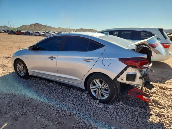 5NPD84LF4LH514572 2020 HYUNDAI ELANTRA - Image 2