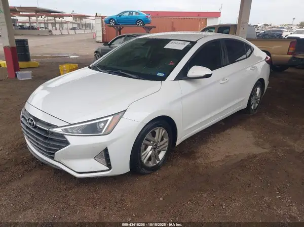 5NPD84LF4LH519089 2020 HYUNDAI ELANTRA - Image 2