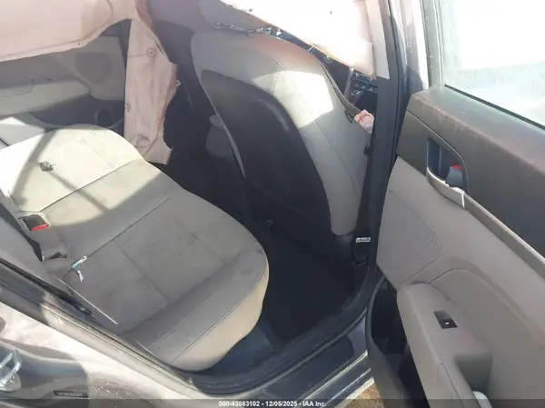 5NPD84LF4LH520775 2020 HYUNDAI ELANTRA - Image 8