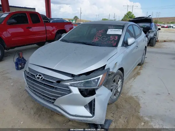 5NPD84LF4LH521313 2020 HYUNDAI ELANTRA - Image 2