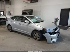 5NPD84LF4LH527256 2020 HYUNDAI ELANTRA