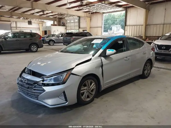 5NPD84LF4LH527256 2020 HYUNDAI ELANTRA - Image 2