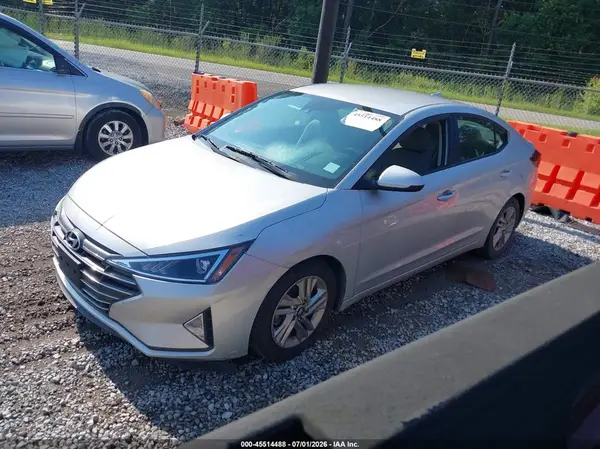 5NPD84LF4LH528021 2020 HYUNDAI ELANTRA - Image 2