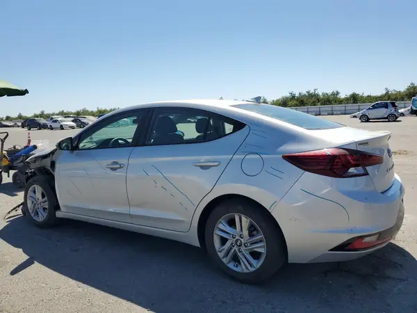 5NPD84LF4LH535888 2020 HYUNDAI ELANTRA - Image 2