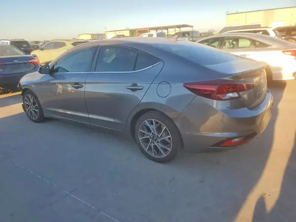 5NPD84LF4LH537477 2020 HYUNDAI ELANTRA - Image 2