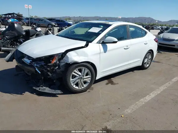 5NPD84LF4LH542968 2020 HYUNDAI ELANTRA - Image 2