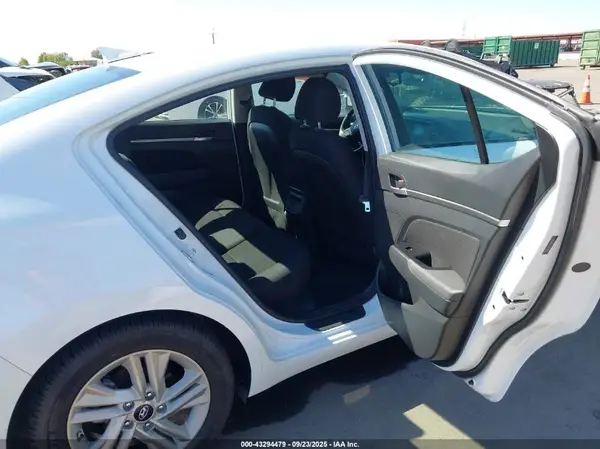5NPD84LF4LH542968 2020 HYUNDAI ELANTRA - Image 8