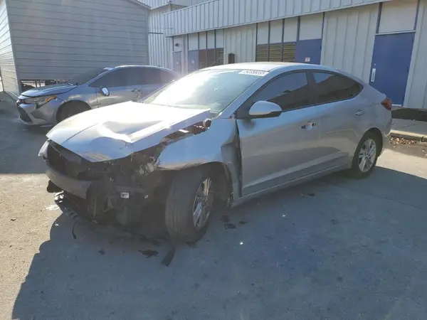 5NPD84LF4LH555462 2020 HYUNDAI ELANTRA - Image 1