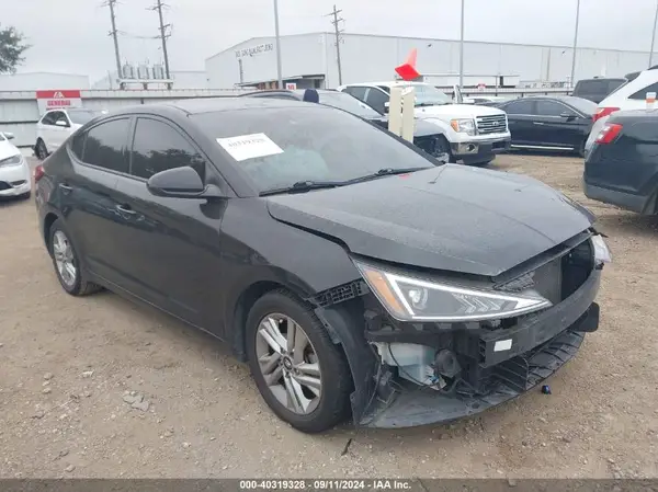 5NPD84LF4LH556045 2020 HYUNDAI ELANTRA - Image 1