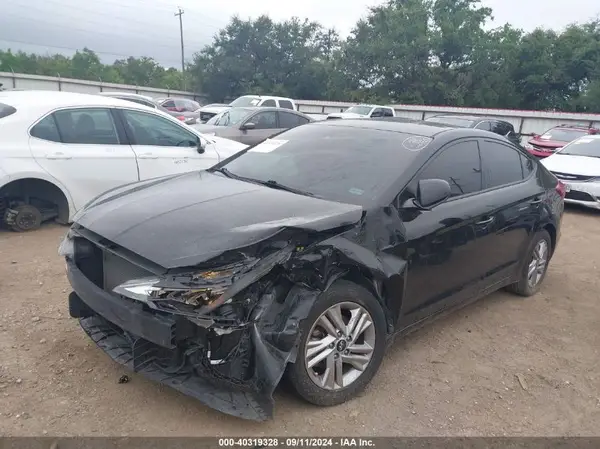 5NPD84LF4LH556045 2020 HYUNDAI ELANTRA - Image 2