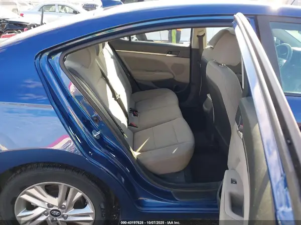 5NPD84LF4LH556921 2020 HYUNDAI ELANTRA - Image 8