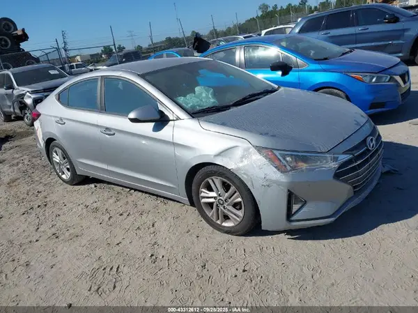 5NPD84LF4LH557020 2020 HYUNDAI ELANTRA - Image 1