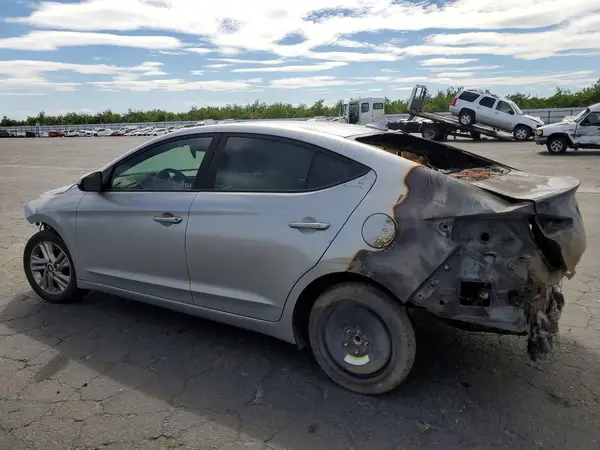 5NPD84LF4LH559950 2020 HYUNDAI ELANTRA - Image 2