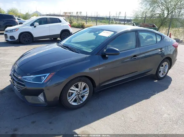 5NPD84LF4LH560578 2020 HYUNDAI ELANTRA - Image 2