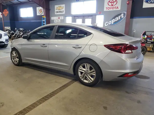 5NPD84LF4LH565635 2020 HYUNDAI ELANTRA - Image 2