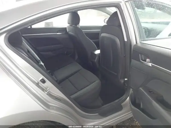 5NPD84LF4LH568504 2020 HYUNDAI ELANTRA - Image 8