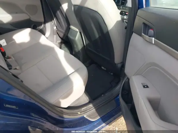 5NPD84LF4LH568793 2020 HYUNDAI ELANTRA - Image 8