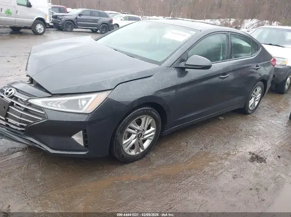 5NPD84LF4LH568955 2020 HYUNDAI ELANTRA - Image 2