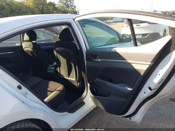 5NPD84LF4LH569507 2020 HYUNDAI ELANTRA - Image 8