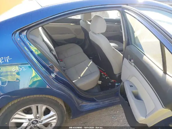 5NPD84LF4LH575839 2020 HYUNDAI ELANTRA - Image 8