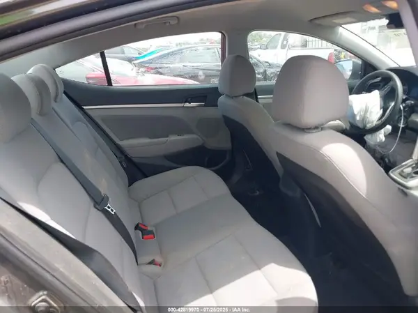 5NPD84LF4LH584377 2020 HYUNDAI ELANTRA - Image 8