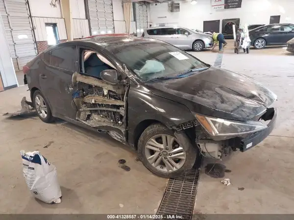 5NPD84LF4LH585917 2020 HYUNDAI ELANTRA - Image 1