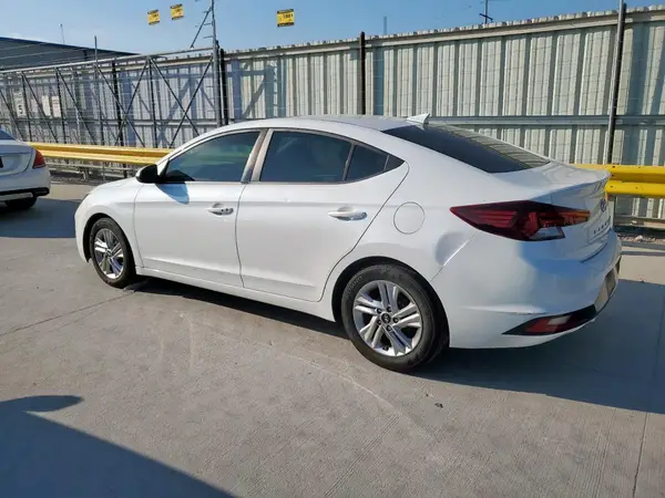 5NPD84LF4LH603980 2020 HYUNDAI ELANTRA - Image 2