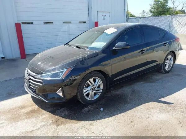 5NPD84LF4LH607785 2020 HYUNDAI ELANTRA - Image 2