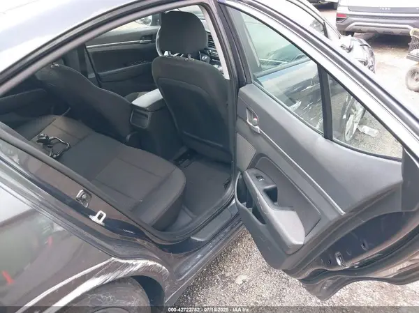 5NPD84LF4LH610914 2020 HYUNDAI ELANTRA - Image 8