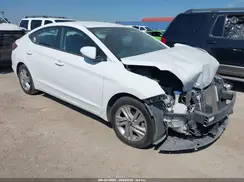 5NPD84LF4LH624747 2020 HYUNDAI ELANTRA
