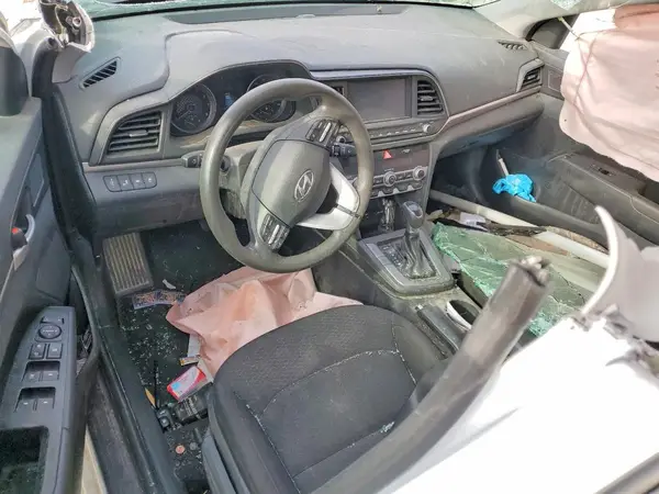 5NPD84LF4LH627261 2020 HYUNDAI ELANTRA - Image 8