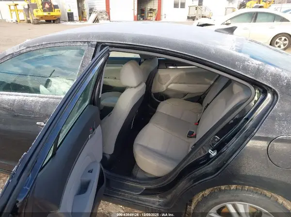 5NPD84LF4LH628667 2020 HYUNDAI ELANTRA - Image 8