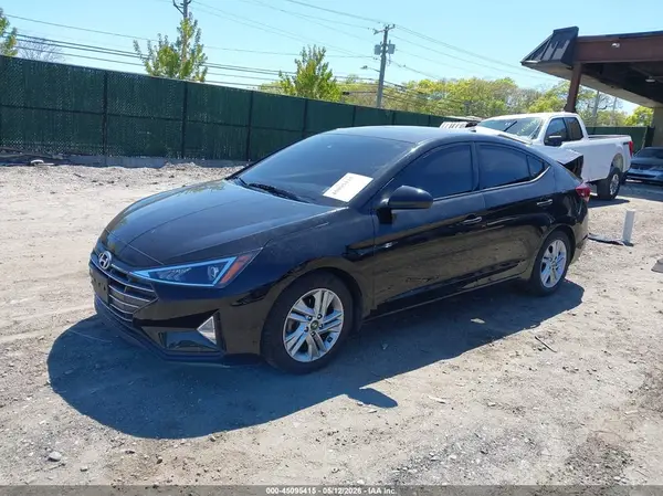 5NPD84LF4LH628975 2020 HYUNDAI ELANTRA - Image 2
