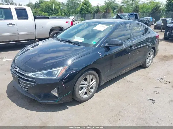 5NPD84LF4LH629933 2020 HYUNDAI ELANTRA - Image 2