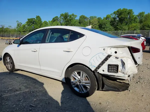 5NPD84LF4LH631388 2020 HYUNDAI ELANTRA - Image 2