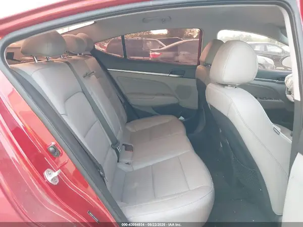 5NPD84LF5HH000267 2017 HYUNDAI ELANTRA - Image 8